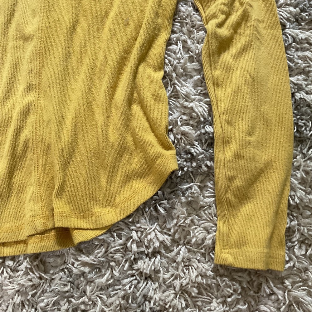 New In Women Mustard Yellow Ribbed Henley Long Sleeve Top Sm Pocket Curved Hem - Picture 8 of 12